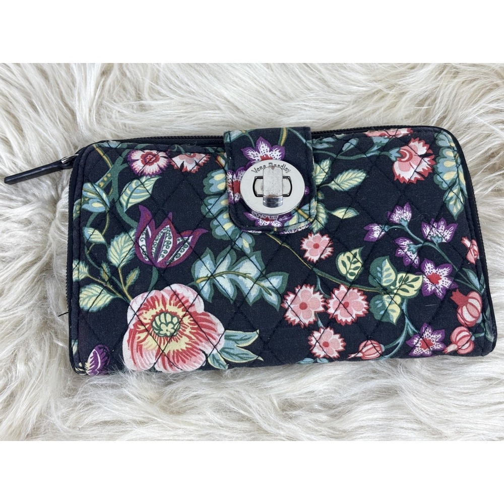 Vera Bradley RFID Turnlock‎ Wallet Victorian Vines Floral Quilted Zip Organizer
